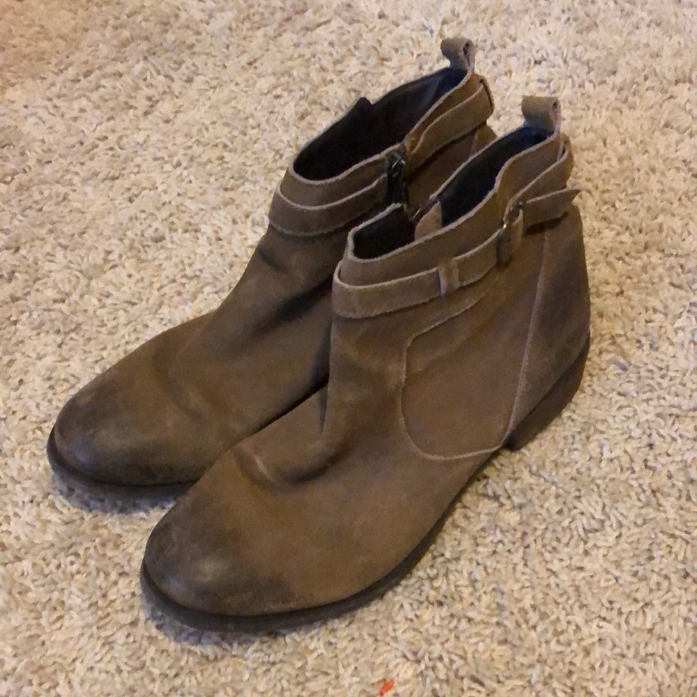 MLE Mia Leather Ankle Boots